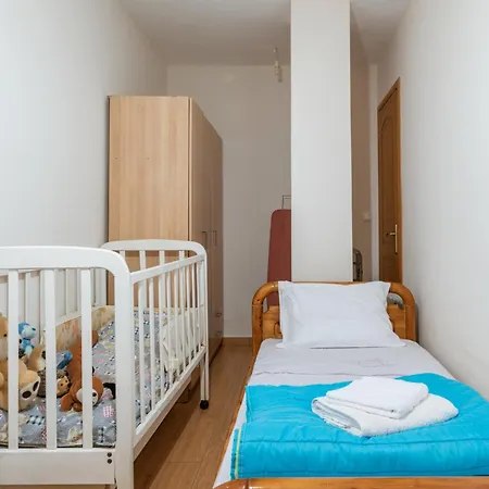 Moraki 1 Andros 度假居 *